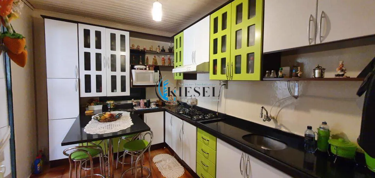 Casa com 3 quartos, 140 m², foto 6 de 9
