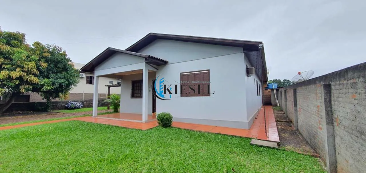 Casa com 3 quartos, 194 m², foto 3 de 9