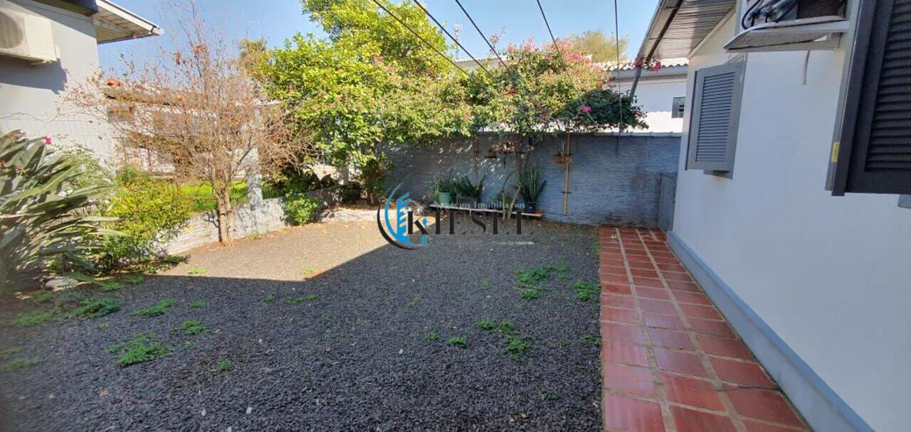 Casa com 3 quartos, 149 m², foto 13 de 15
