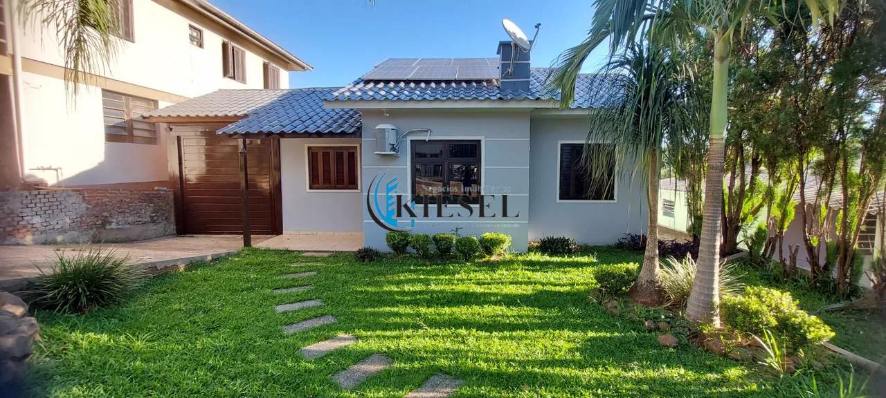 Casa com 3 quartos, 95 m², foto 2 de 9