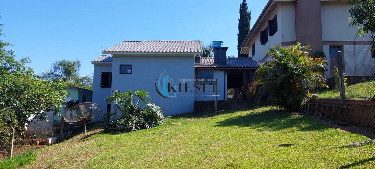 Casa com 3 quartos, 95 m², foto 3 de 9