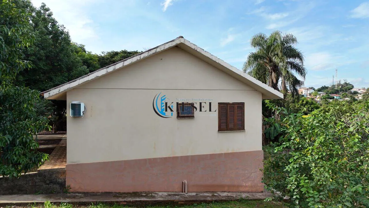 Casa com 3 quartos, 140 m², foto 4 de 9