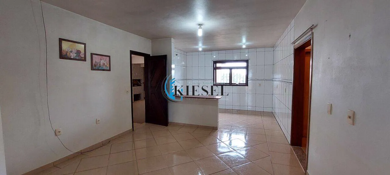 Casa com 3 quartos, 140 m², foto 6 de 9