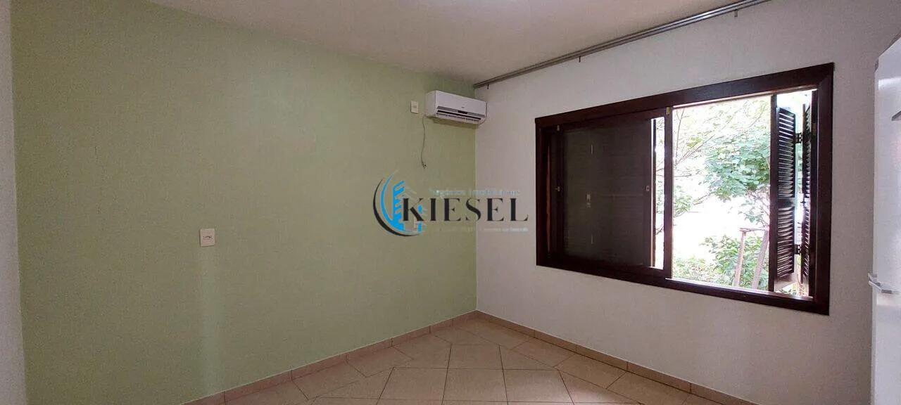 Casa com 3 quartos, 140 m², foto 7 de 9