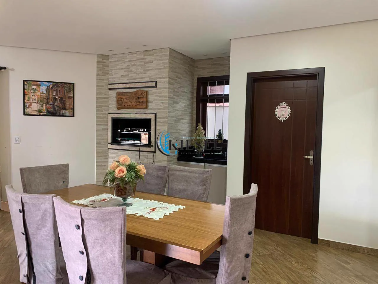 Casa com 2 quartos, 303 m², foto 8 de 11