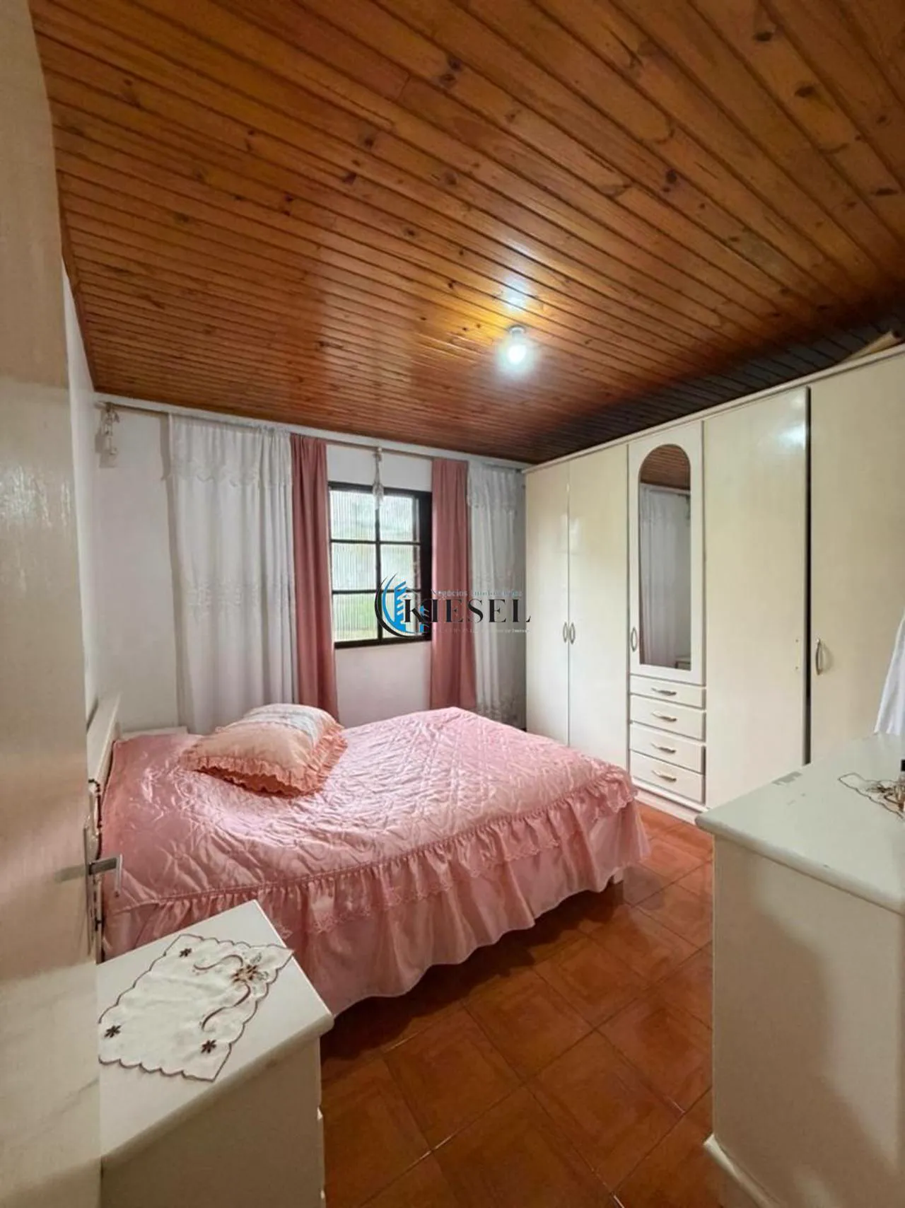 Casa com 3 quartos, 110 m², foto 7 de 13