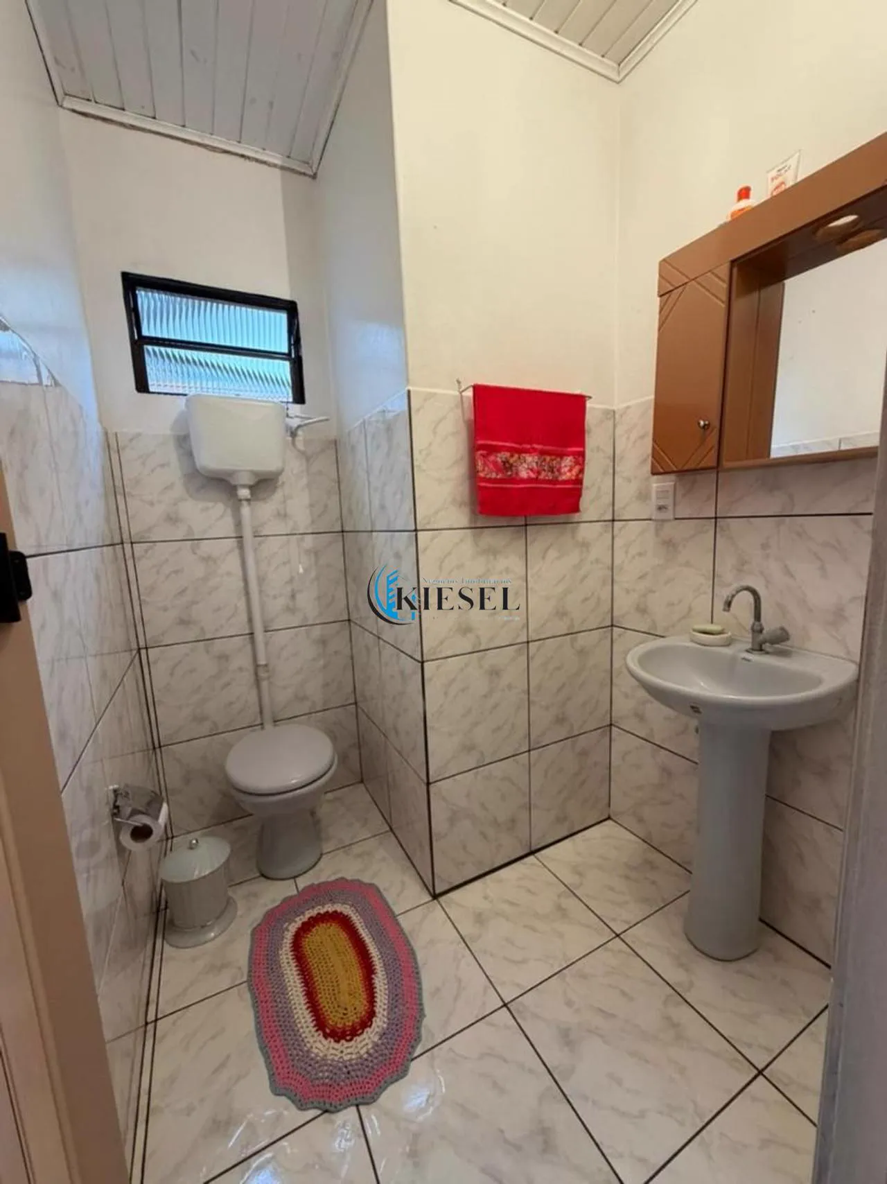 Casa com 3 quartos, 110 m², foto 9 de 13