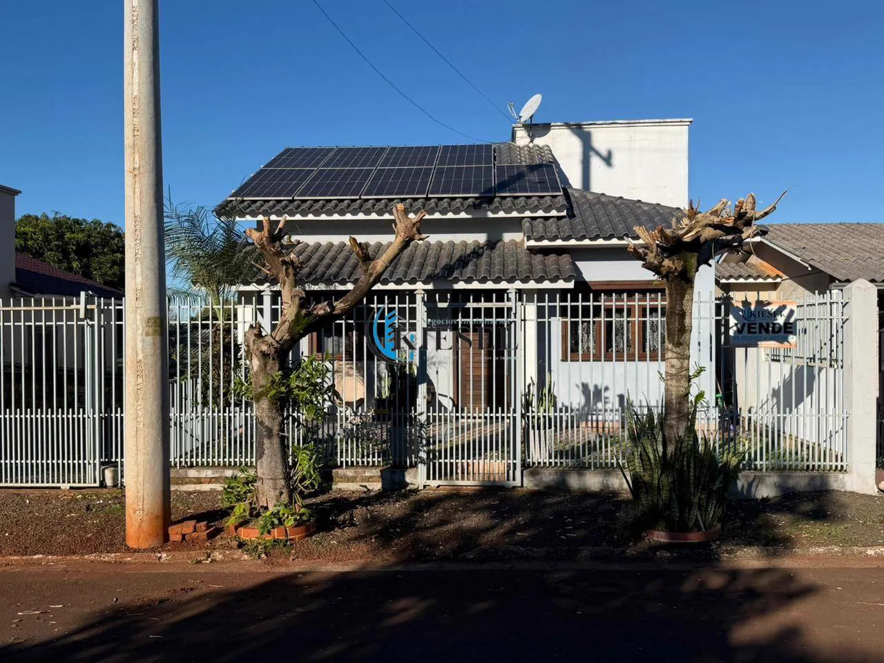 Casa com 2 quartos, 100 m², foto 1 de 12
