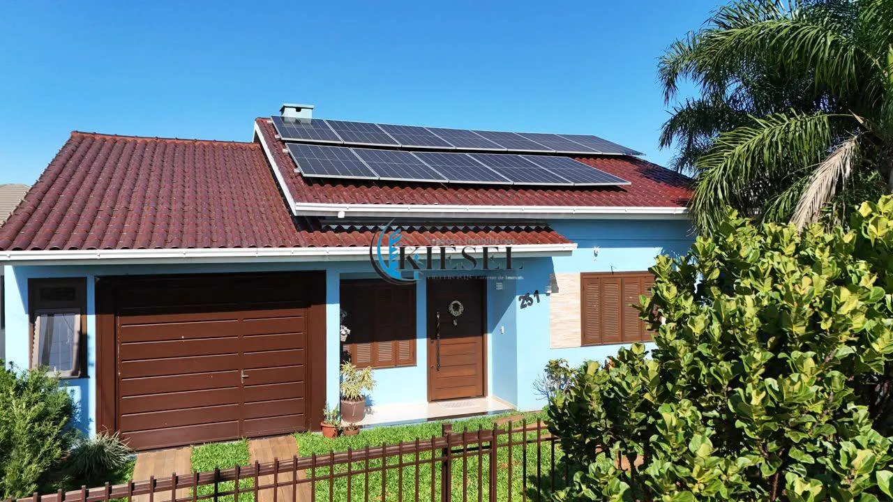 Casa com 3 quartos, 132 m², foto 3 de 13