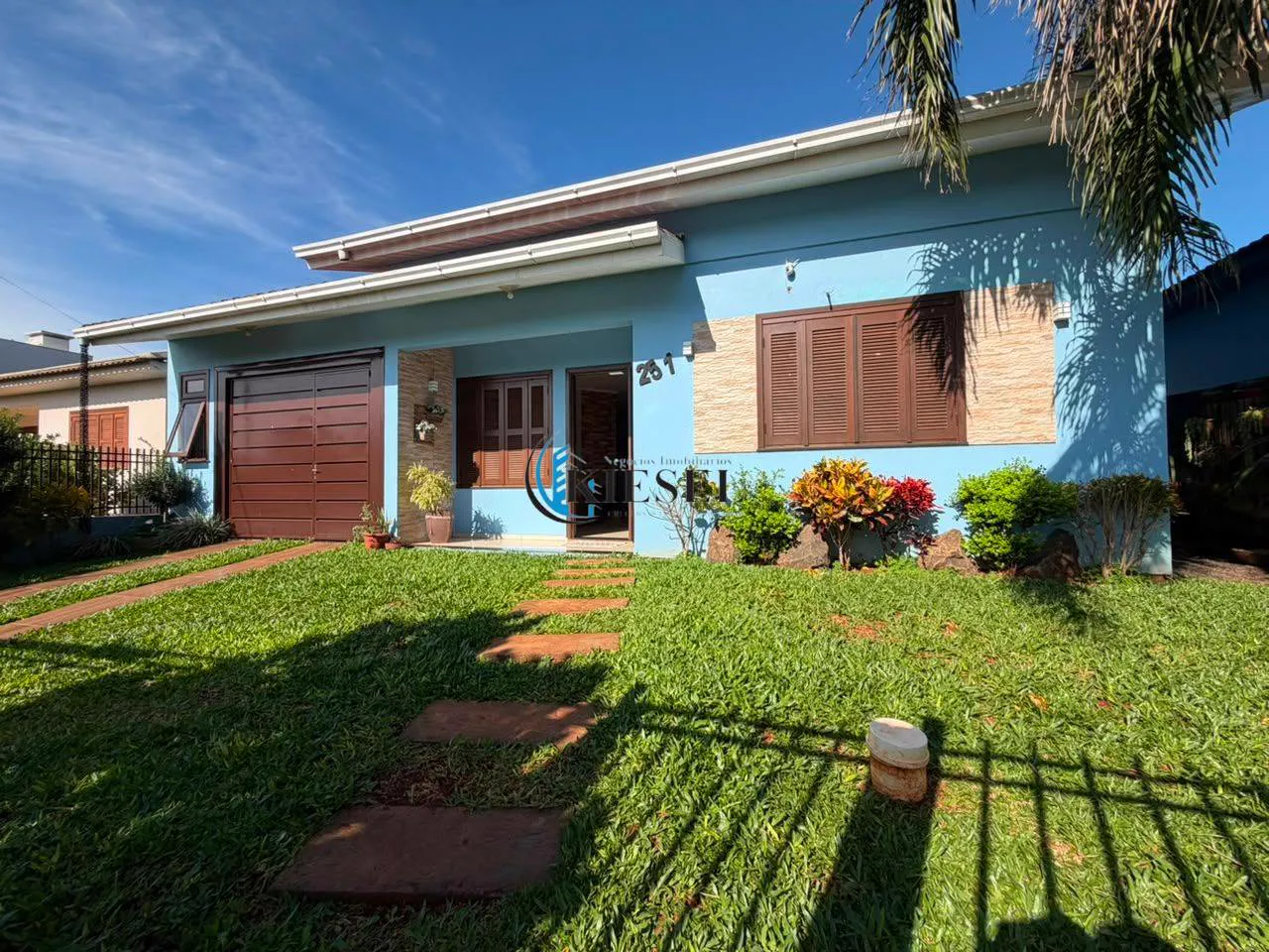 Casa com 3 quartos, 132 m², foto 4 de 13