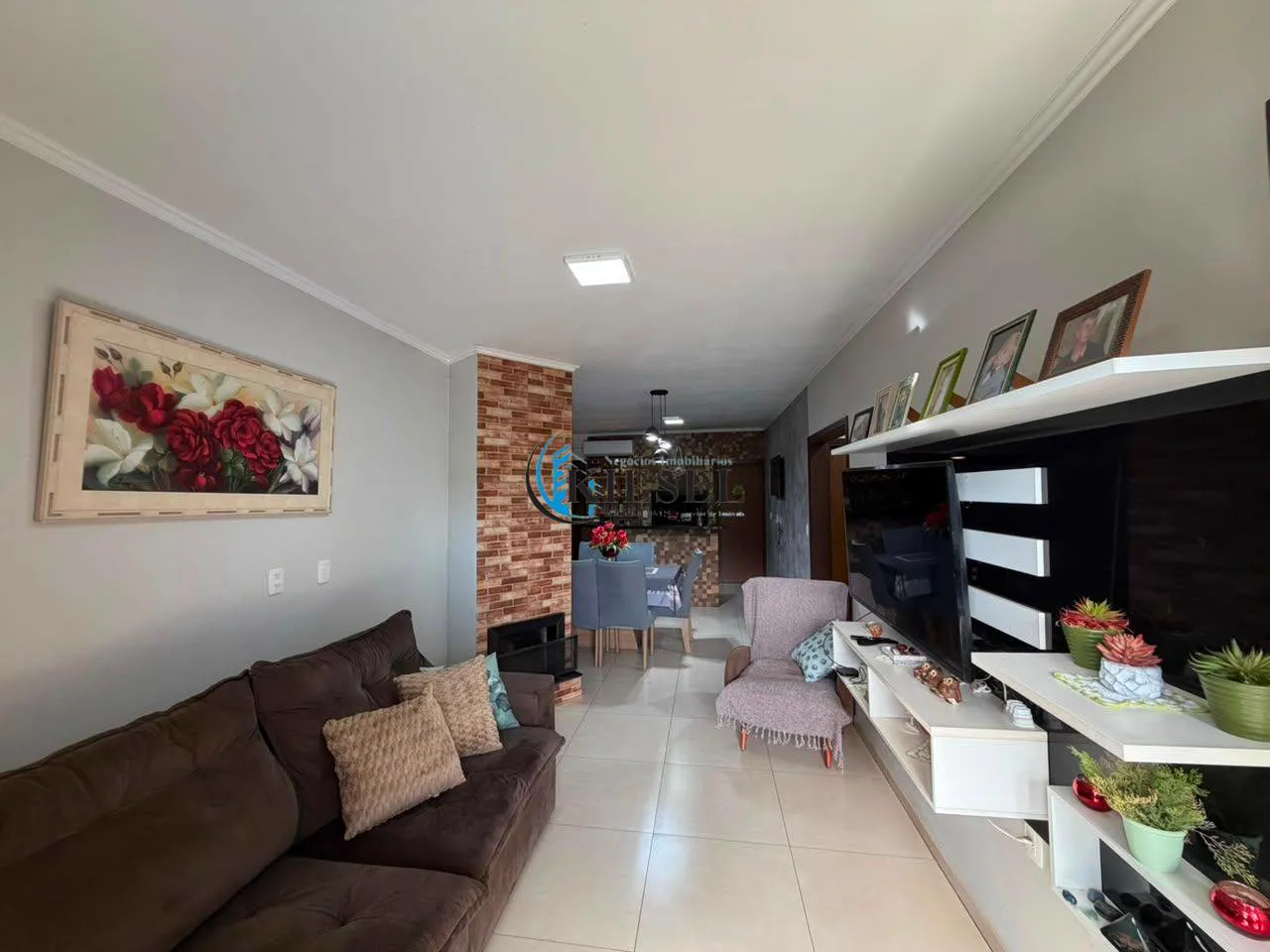 Casa com 3 quartos, 132 m², foto 8 de 13