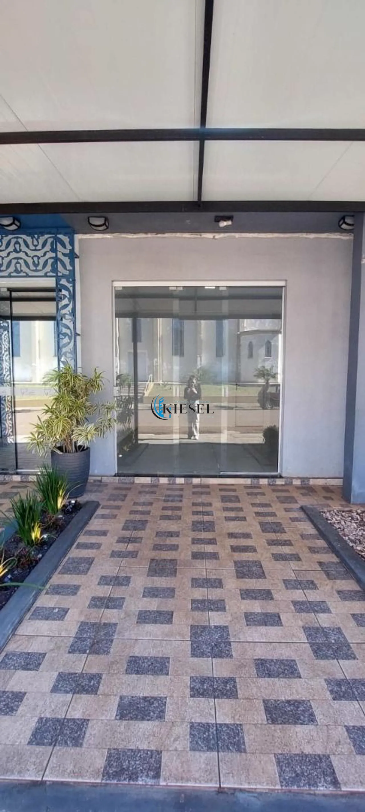 Sala, 80 m², foto 3 de 5
